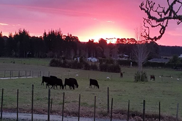 Photo of property in 15 Pairatahi Road, Kaingaroa, Kaitaia, 0483