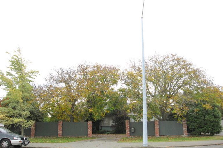 Photo of property in 74 Main South Road, Sockburn, Christchurch, 8042