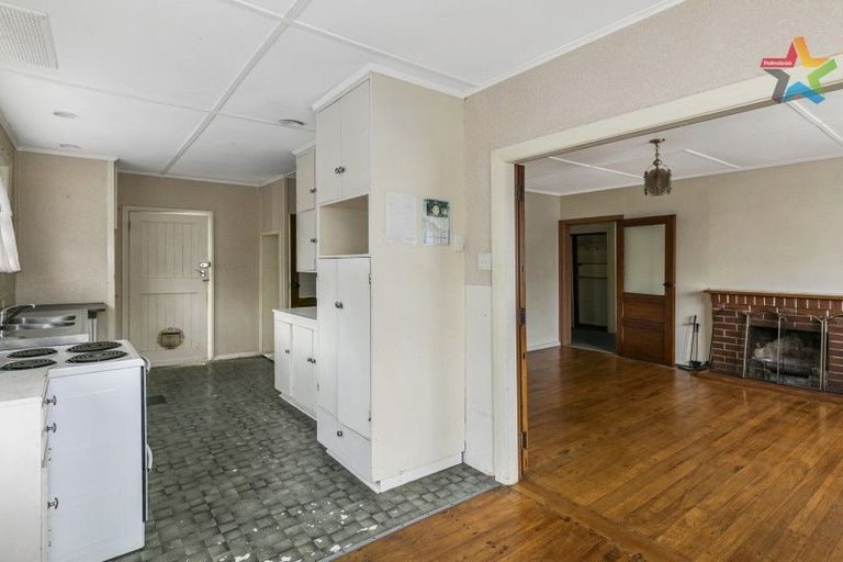 Photo of property in 1/1159 High Street, Taita, Lower Hutt, 5011