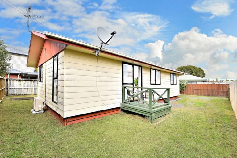 Photo of property in 3/35 Waterview Road West, Takanini, 2112