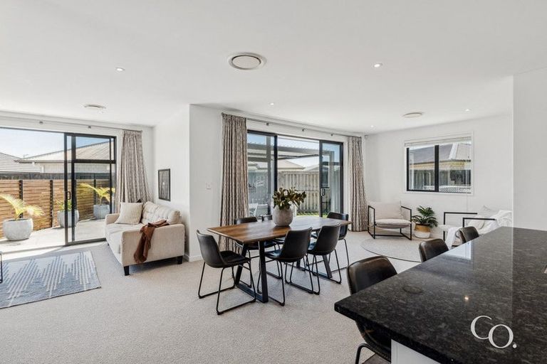 Photo of property in 51 Kahuparere Crescent, Pyes Pa, Tauranga, 3112