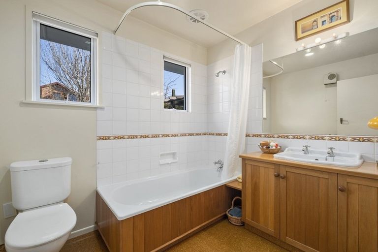Photo of property in 30 Aronui Road, Bridge Hill, Alexandra, 9320