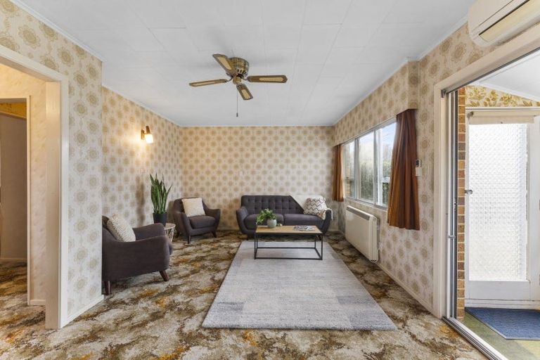 Photo of property in 2/31 King Street, Ebdentown, Upper Hutt, 5018