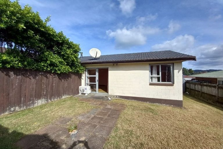 Photo of property in 3/15 Islington Avenue, New Lynn, Auckland, 0600