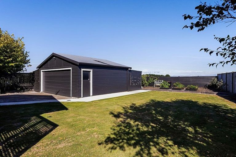 Photo of property in 12 Green Lane, Hawera, 4610