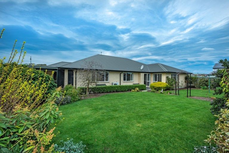 Photo of property in 35 Sheridan Drive, Rolleston, 7614