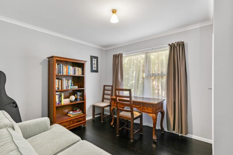 Photo of property in 7 Cardiff Crescent, Cannons Creek, Porirua, 5024