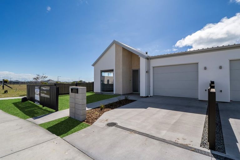 Photo of property in 41 Monaro Place, Papamoa, 3118