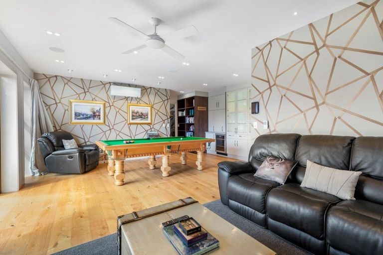 Photo of property in 12 Orford Drive, Jacks Point, Queenstown, 9371