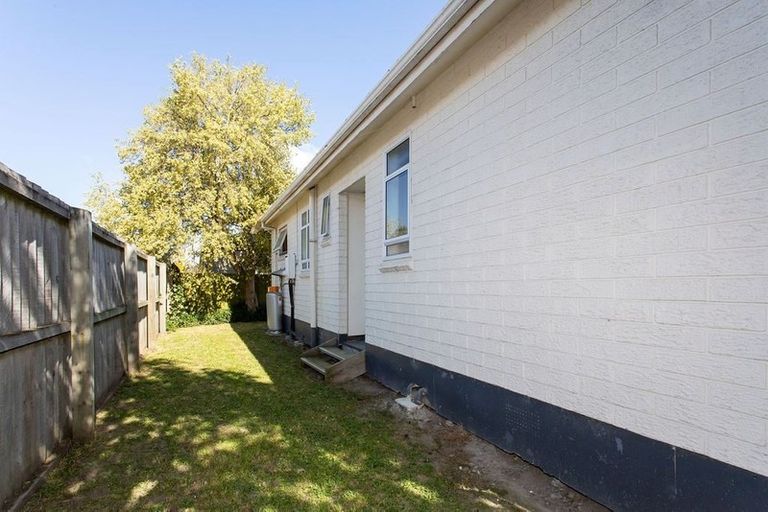 Photo of property in 290a Pages Road, Wainoni, Christchurch, 8061