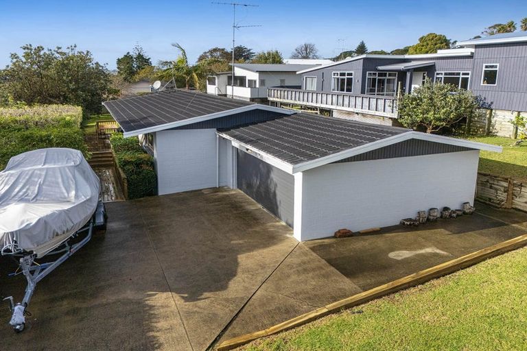 Photo of property in 39 Gledstane Road, Stanmore Bay, Whangaparaoa, 0932