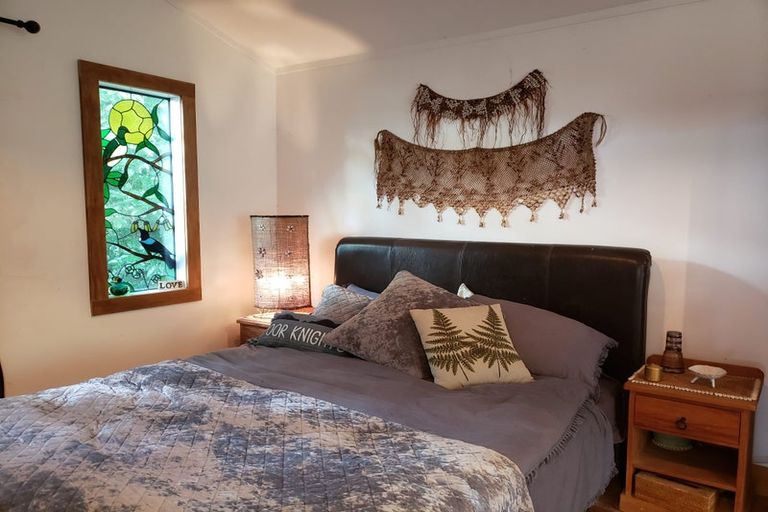 Photo of property in 102 Beach Road, Onerahi, Whangarei, 0110