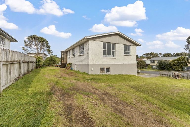 Photo of property in 19 Rangitake Drive, Spotswood, New Plymouth, 4310