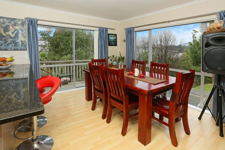 Photo of property in 25 Simpson Road, Ranui, Auckland, 0612