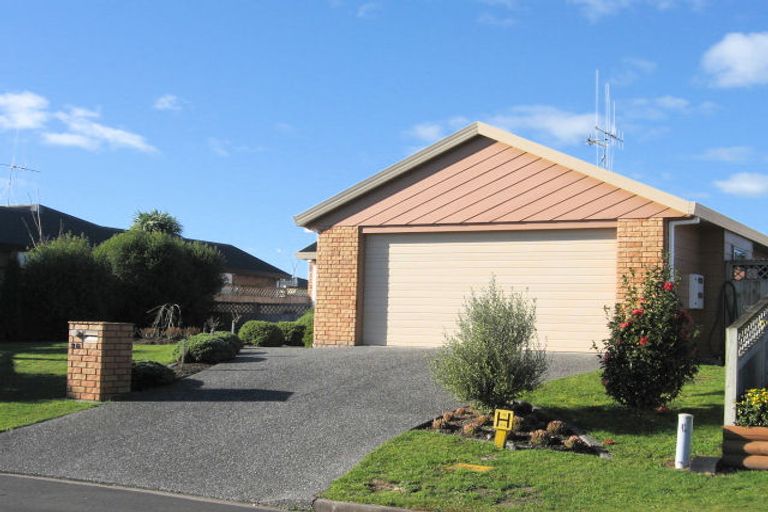 Photo of property in 26 Northmeadow Drive, Rototuna, Hamilton, 3210