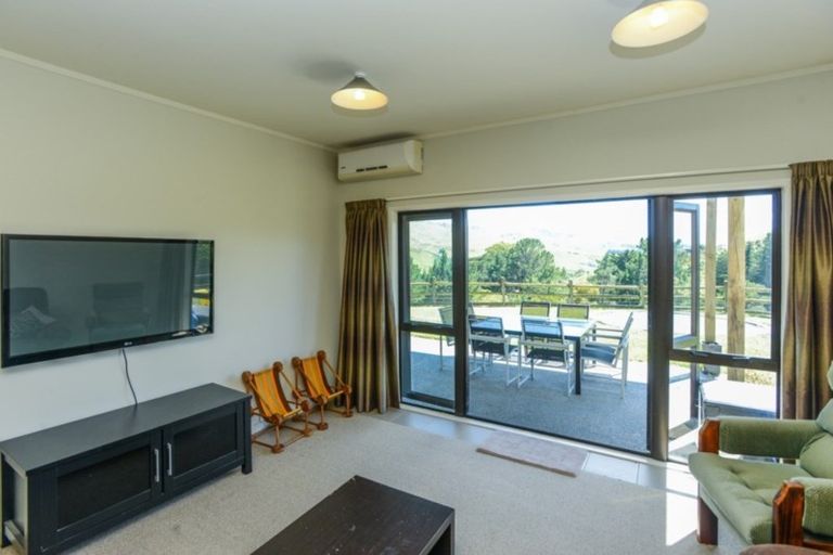 Photo of property in 21 Rochfort Road, Kahuranaki, Havelock North, 4295