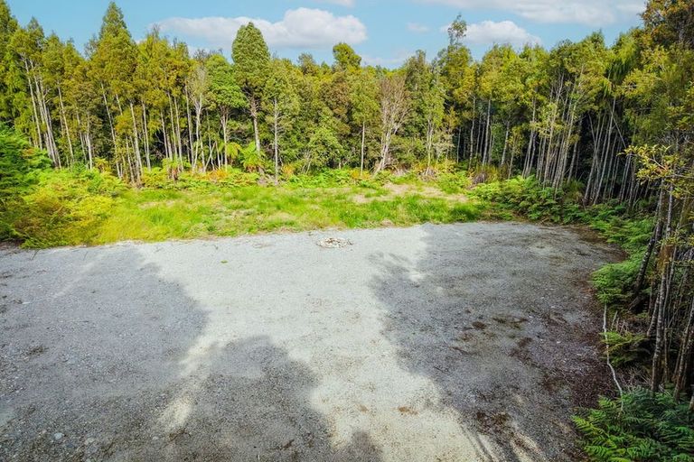 Photo of property in 5 Sadler Place, Kumara Junction, 7882