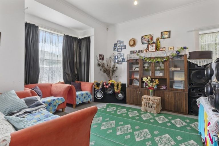 Photo of property in 52 Victoria Street, Petone, Lower Hutt, 5012