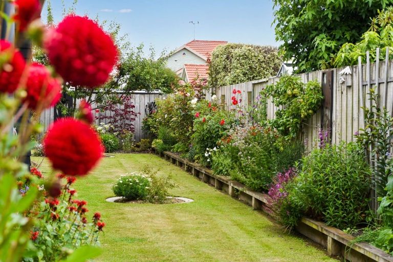 Photo of property in 12 William James Close, Mosgiel, 9024