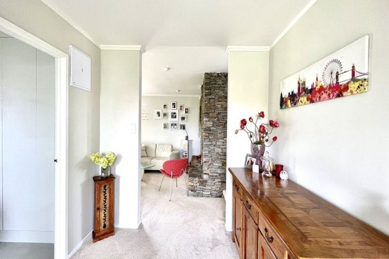 Photo of property in 24 Seneca Court, Golflands, Auckland, 2013