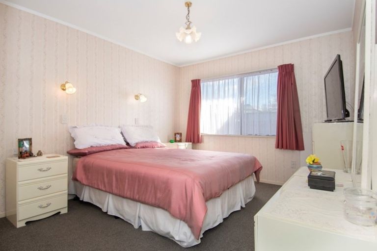 Photo of property in 2/200 Fourteenth Avenue, Tauranga South, Tauranga, 3112