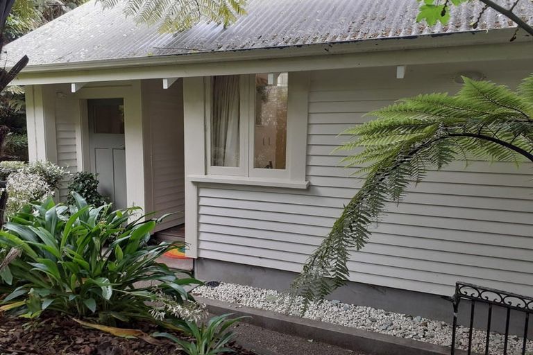 Photo of property in 68 Homewood Avenue, Karori, Wellington, 6012