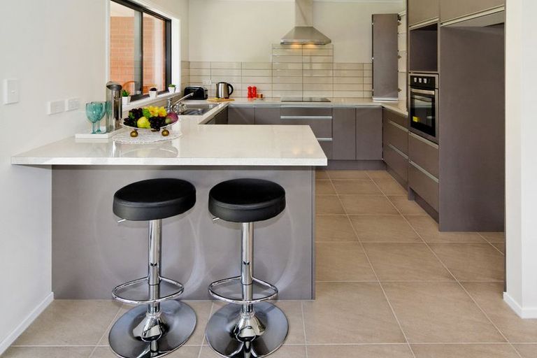 Photo of property in 495a West Coast Road, Glen Eden, Auckland, 0602