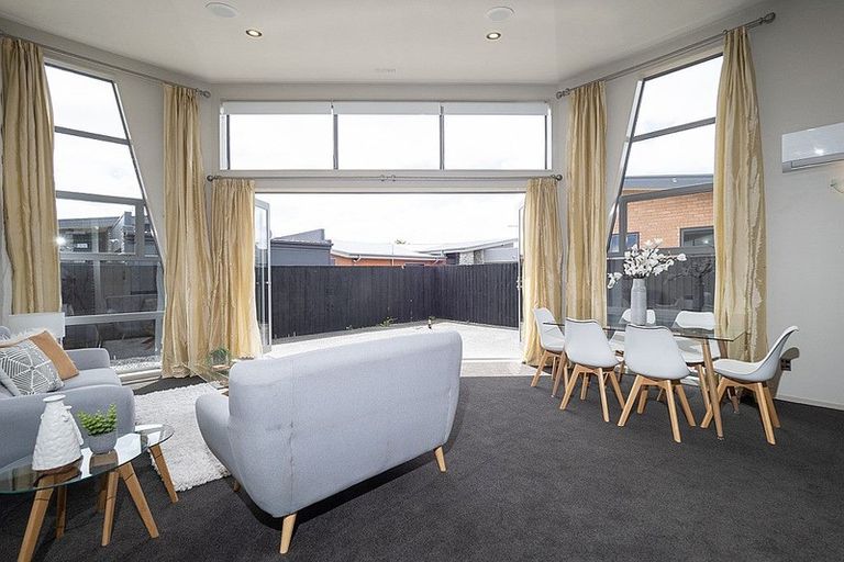 Photo of property in 43 Manchester Street, Tinwald, Ashburton, 7700