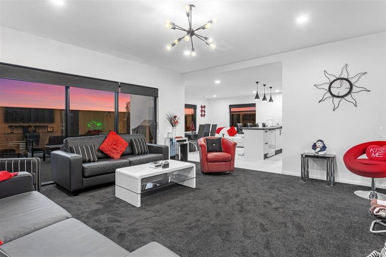 Photo of property in 3 Freeville Place, New Brighton, Christchurch, 8083