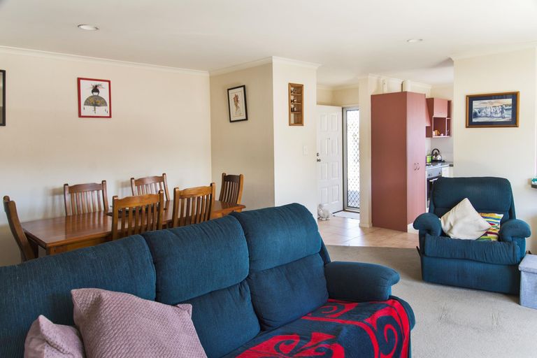 Photo of property in 291 Mahia Road, Weymouth, Auckland, 2103