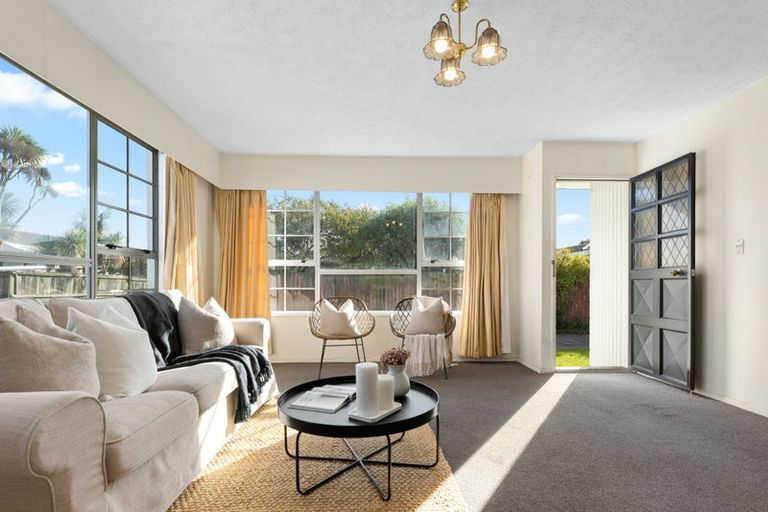 Photo of property in 1/12 Shetland Street, Woolston, Christchurch, 8062