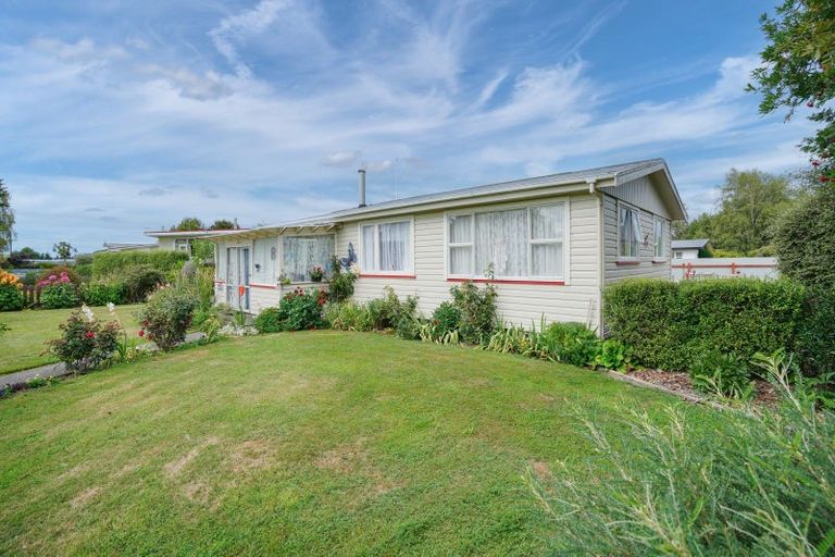 Photo of property in 18 Chester Street, Otautau, 9610