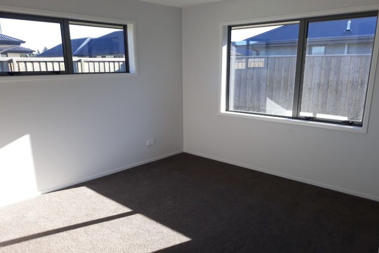Photo of property in 26 Broadway Parade, Rolleston, 7615