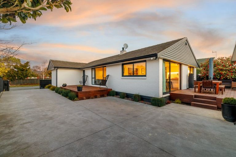 Photo of property in 11 Ashbourne Street, Burnside, Christchurch, 8053