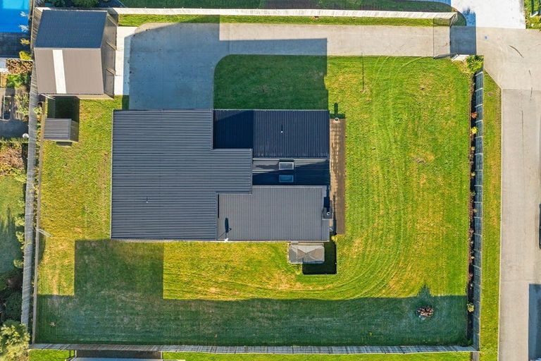 Photo of property in 5 Remutaka Lane, Carterton, 5713