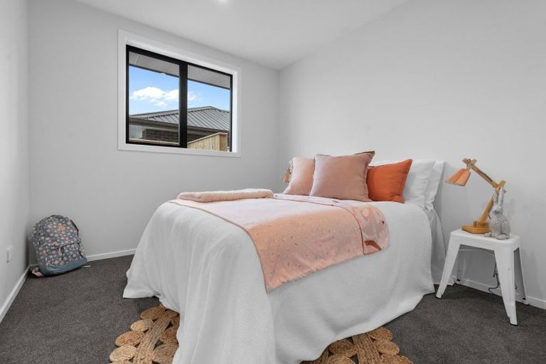 Photo of property in 22a Sussex Street, Levin, 5510