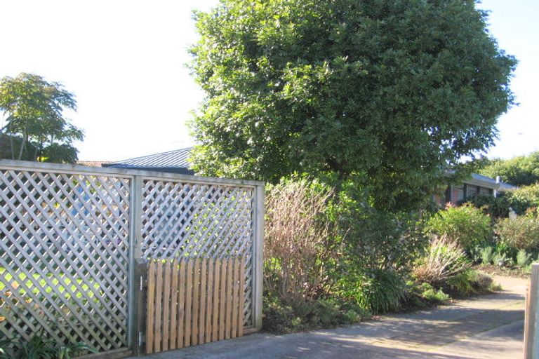 Photo of property in 42 Cherrywood Street, Pukete, Hamilton, 3200