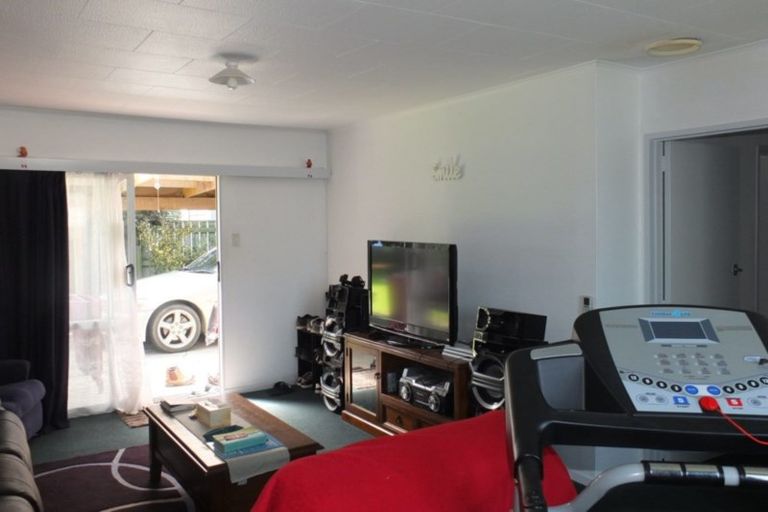 Photo of property in 2a Gladstone Street, Foxton, 4814