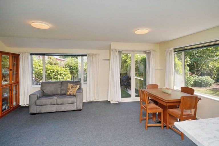 Photo of property in 6 Adelaide Street, Kirwee, Darfield, 7571