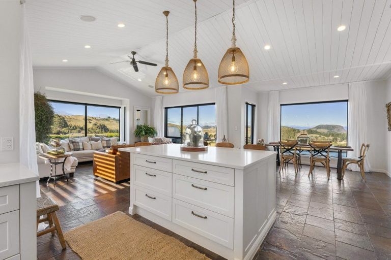 Photo of property in 20 Katelyn Place, Kinloch, Taupo, 3385