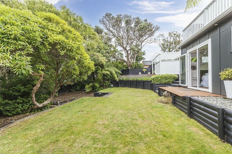 Photo of property in 22 Donald Crescent, Karori, Wellington, 6012