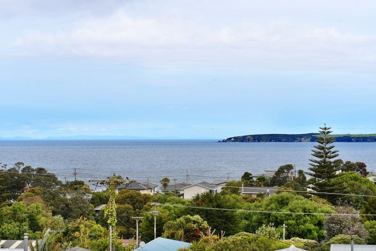 Photo of property in 20 Sea View Road, Leigh, Warkworth, 0985