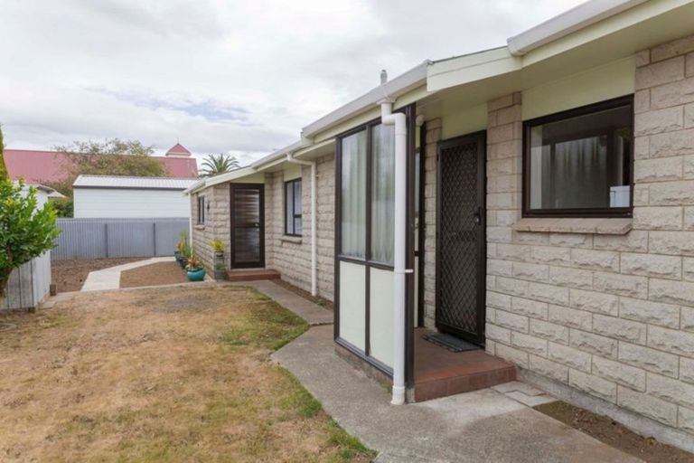 Photo of property in 44 Allardice Street, Dannevirke, 4930
