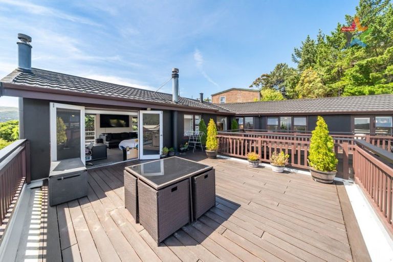 Photo of property in 15 Summit Road, Fairfield, Lower Hutt, 5011