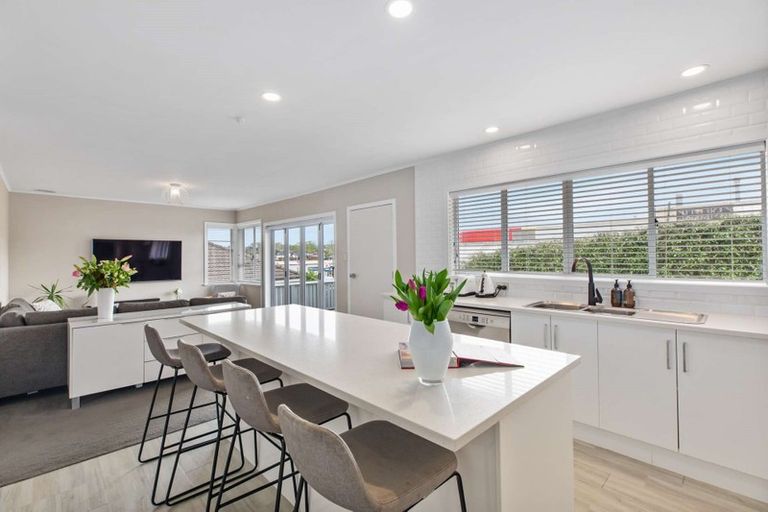 Photo of property in 1/210 Moore Street, Howick, Auckland, 2014