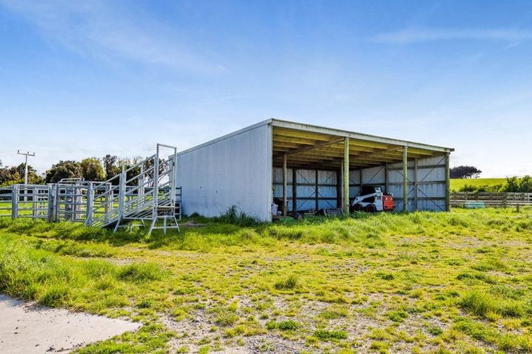 Photo of property in 5 Kakaramea Road, Kakaramea, Patea, 4598