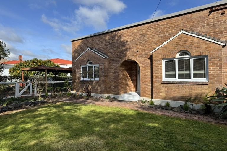 Photo of property in 9a Knighton Road, Hillcrest, Hamilton, 3216