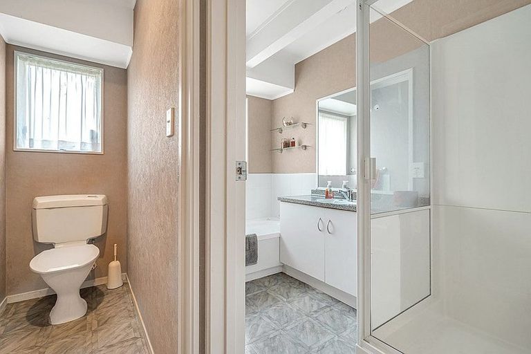 Photo of property in 10 Maurice Borich Place, Henderson, Auckland, 0610