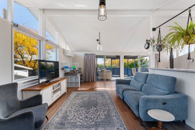 Photo of property in 4 Arrowsmith Avenue, Waipahihi, Taupo, 3330