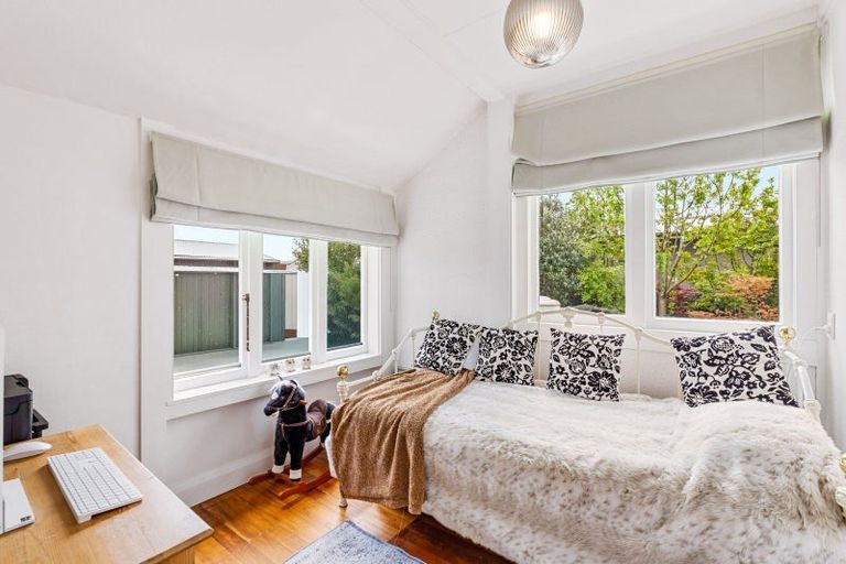 Photo of property in 409 Alexandra Street, Hastings, 4122